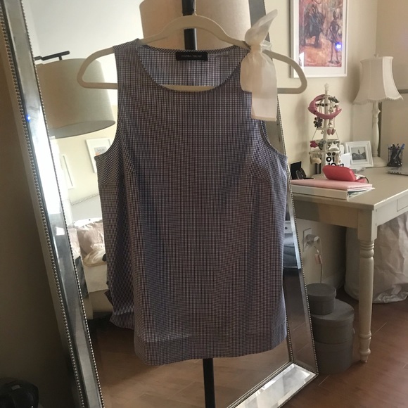 Ivanka Trump Tops - Tank top